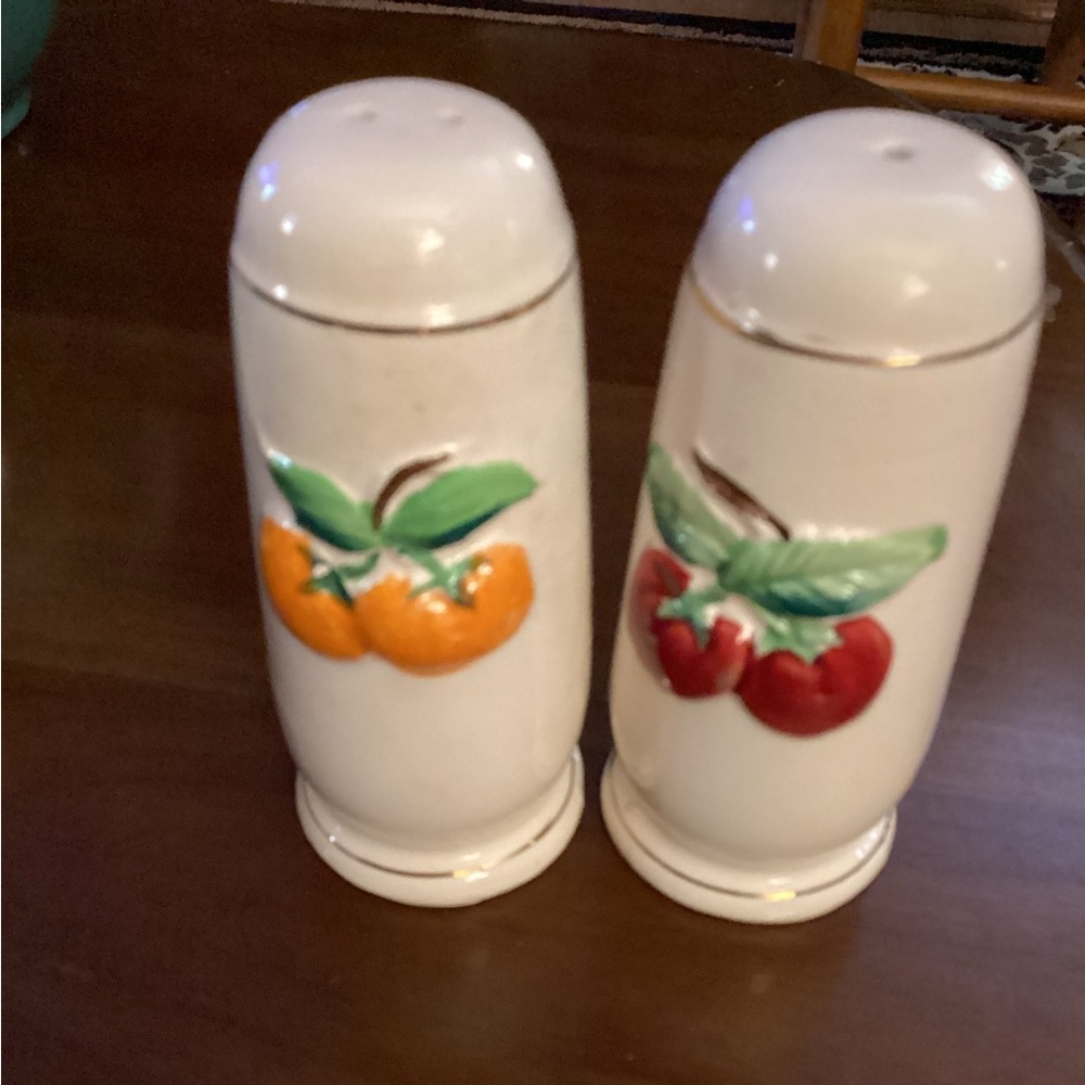 Fruit Pattern Retro Salt & Pepper Shakers